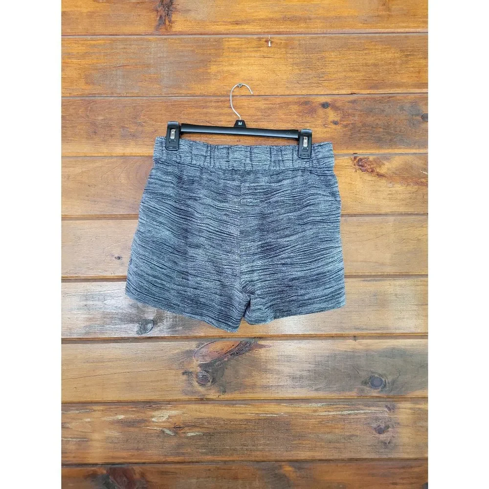 lululemon athletica lightweight athletic